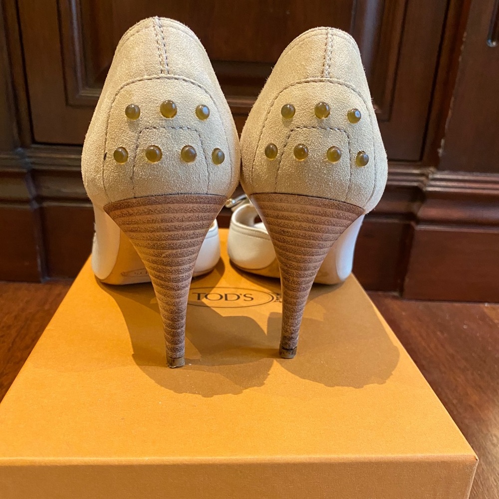TODS Ivory/ beige 2 Tone Open Toe Heel w/ box 39 - Picture 6 of 10